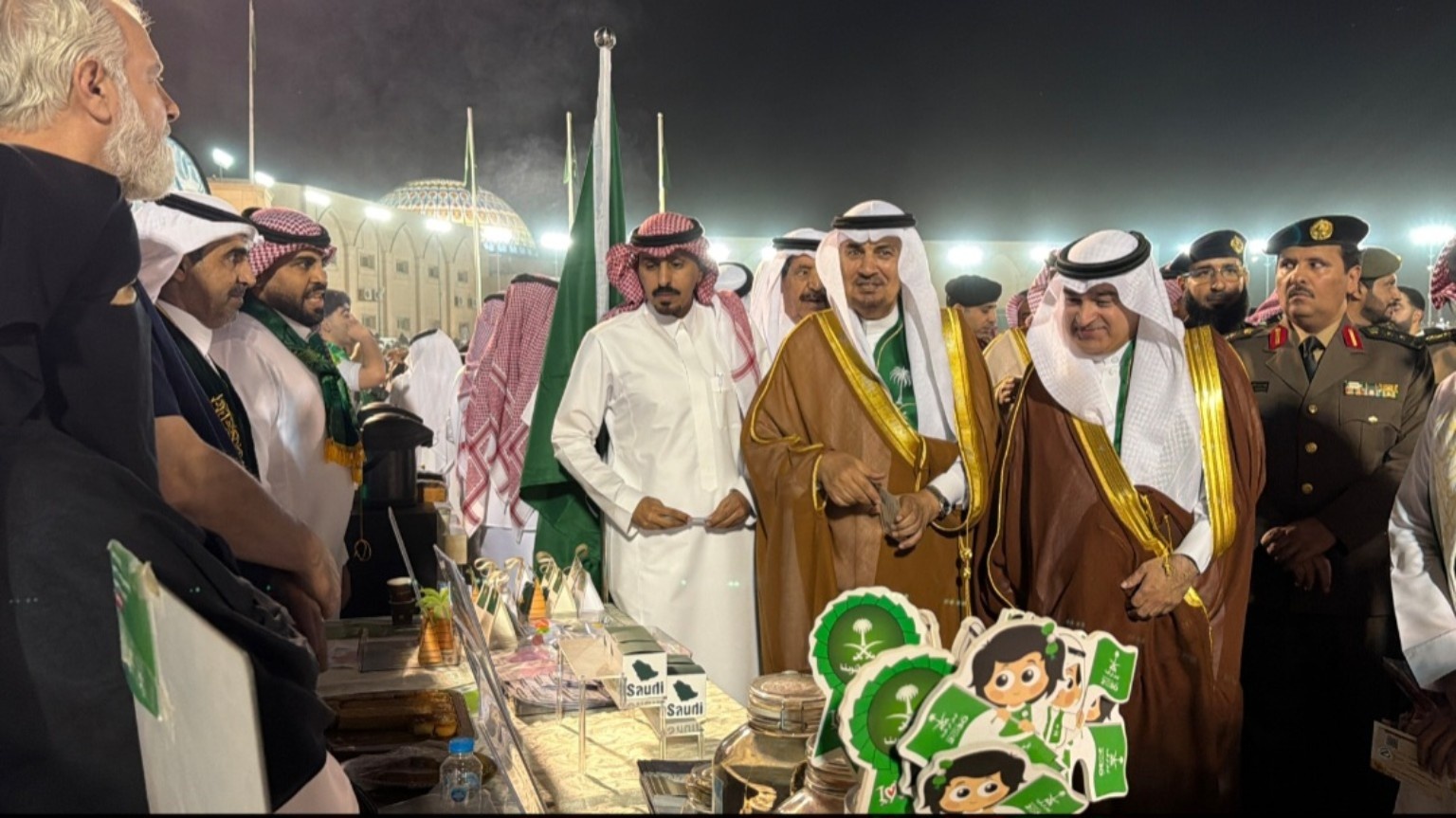 مستشفى المذنب العام يشارك في فعاليات اليوم الوطني السعودي بمركز الأمير سلطان الحضاري