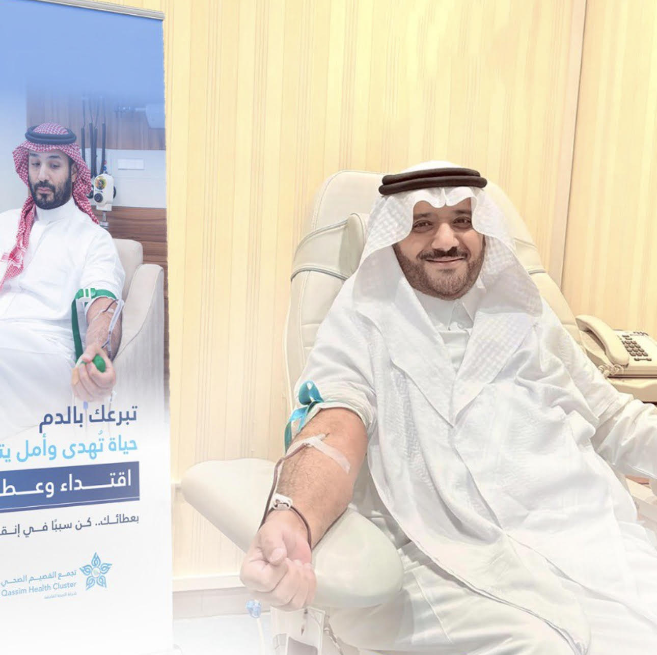 الرئيس التنفيذي لتجمع القصيم الصحي يشارك في حملة ولي العهد للتبرع بالدم