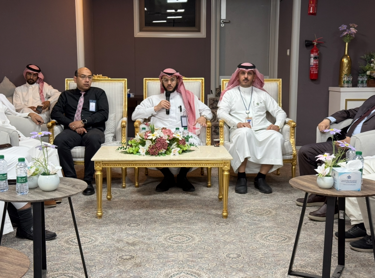 مستشفى الولادة والأطفال ببريدة يقيم حفل تكريم الموظفين المتميزين